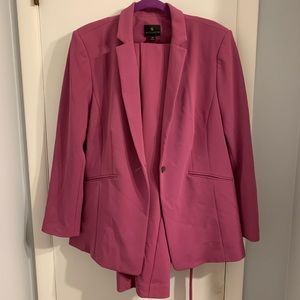 Pink pant suit
